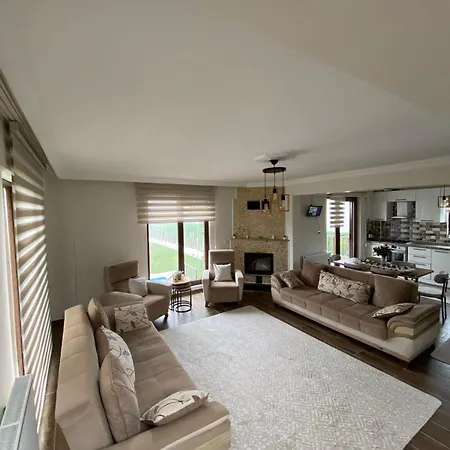 Villa Lilyum Garden House&organization *