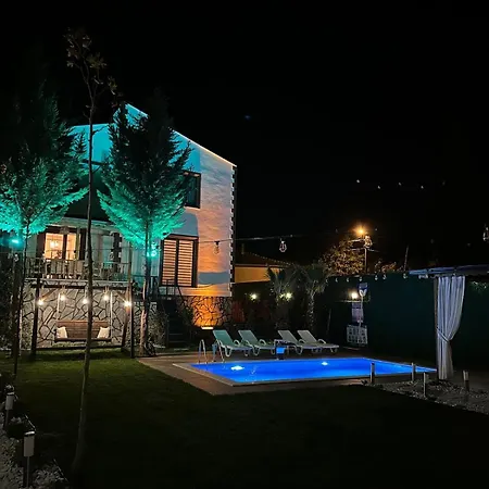 Lilyum Garden House&organization Vila *