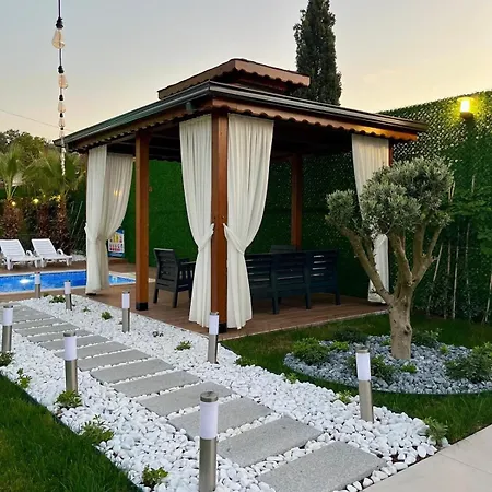 Lilyum Garden House&organization *