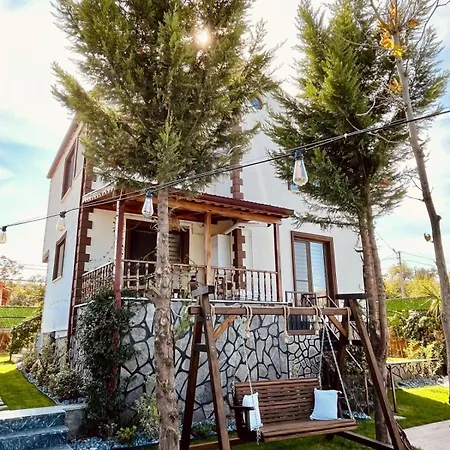 Lilyum Garden House&organization * Soeylemis